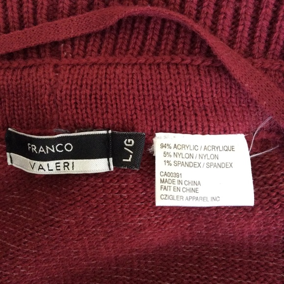 Burgundy/red sweater with flappy collar in front - Picture 3 of 6
